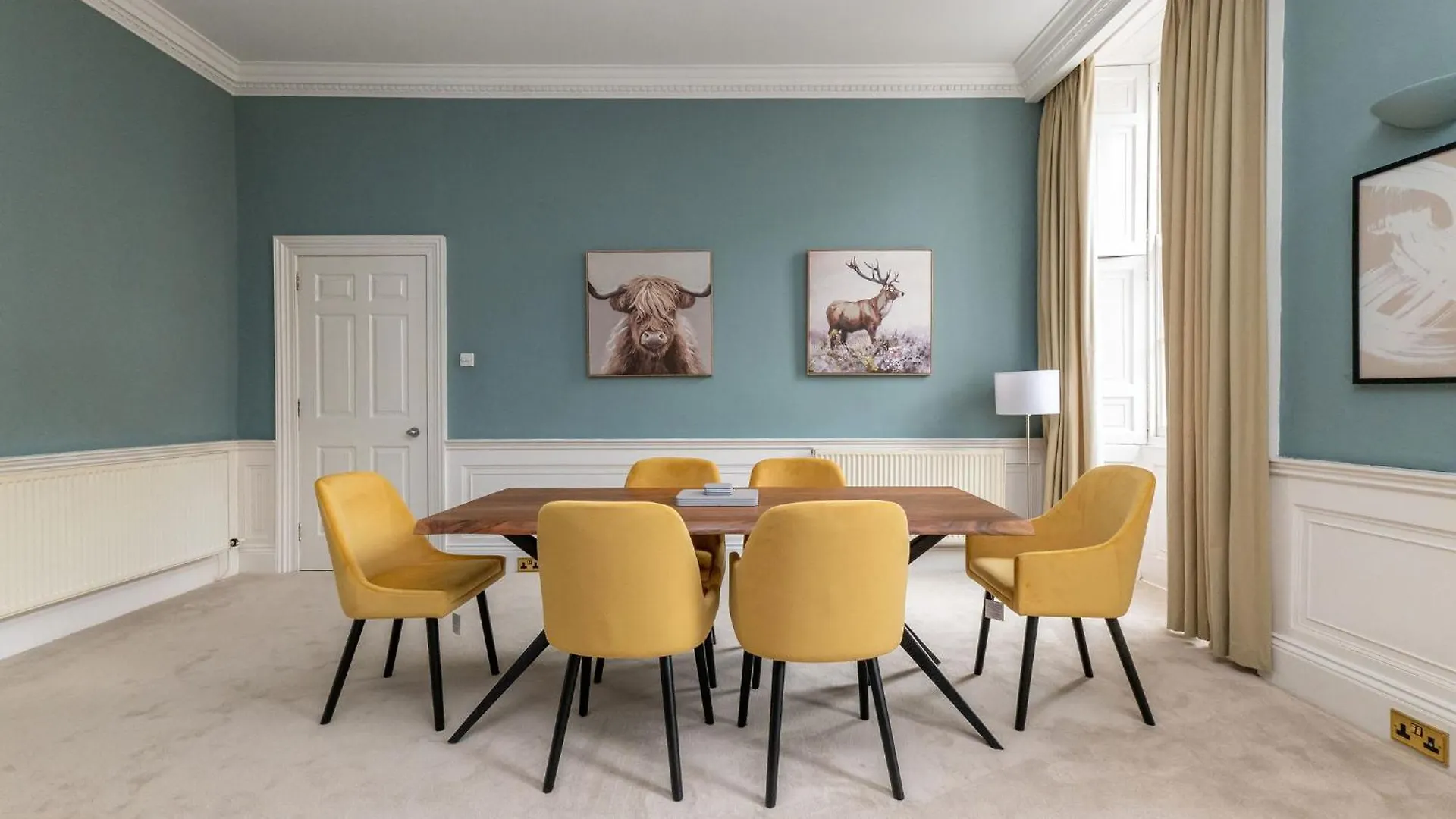 City Centre Apartment Edinburgh