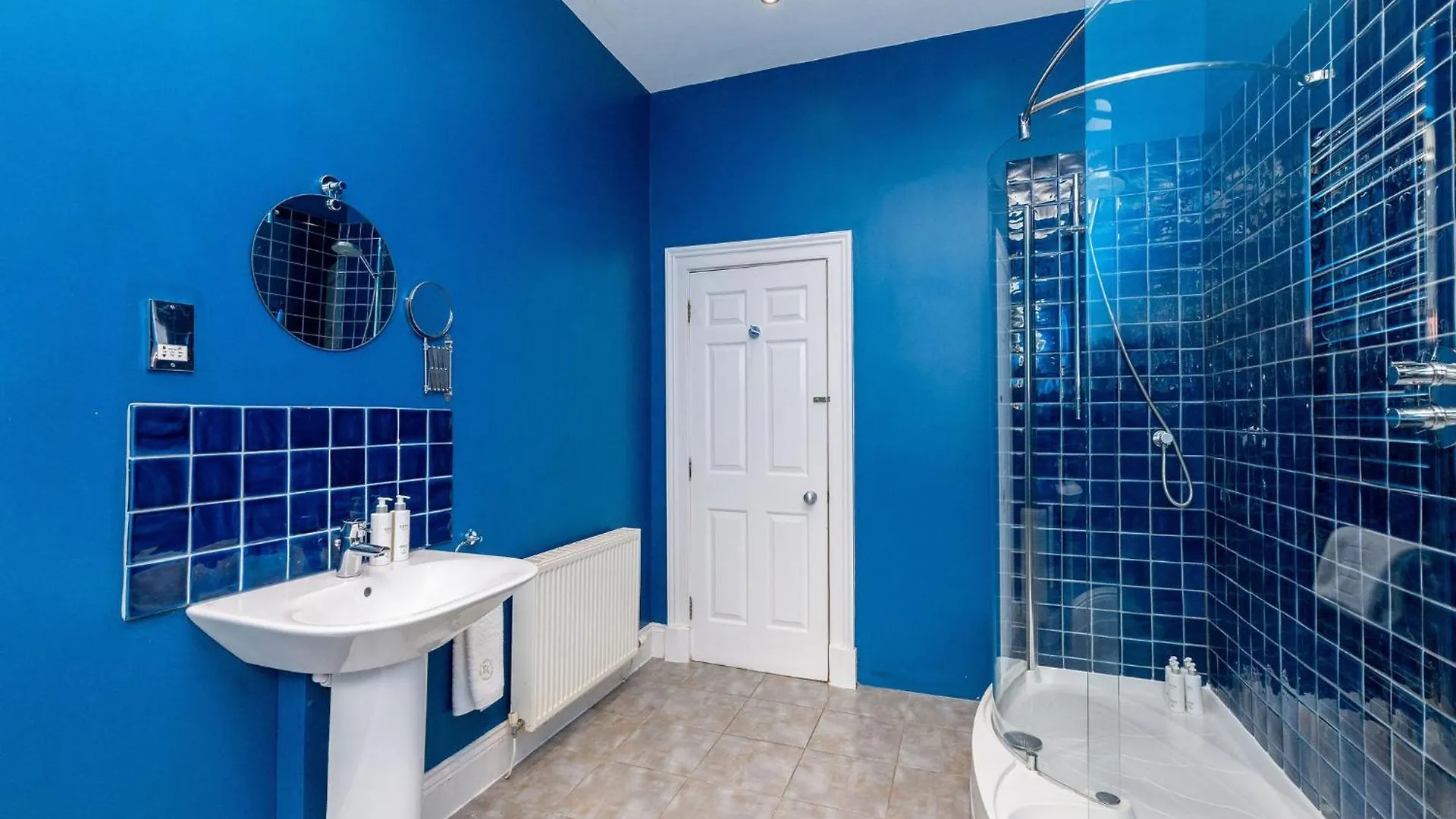 City Centre Apartment Edinburgh